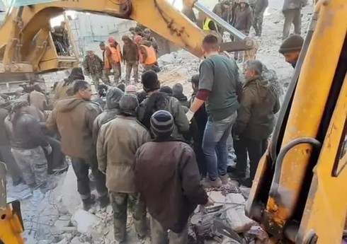 Hələbdə binanın çökməsi nəticəsində ölənlərin sayı artıb - YENİLƏNİB