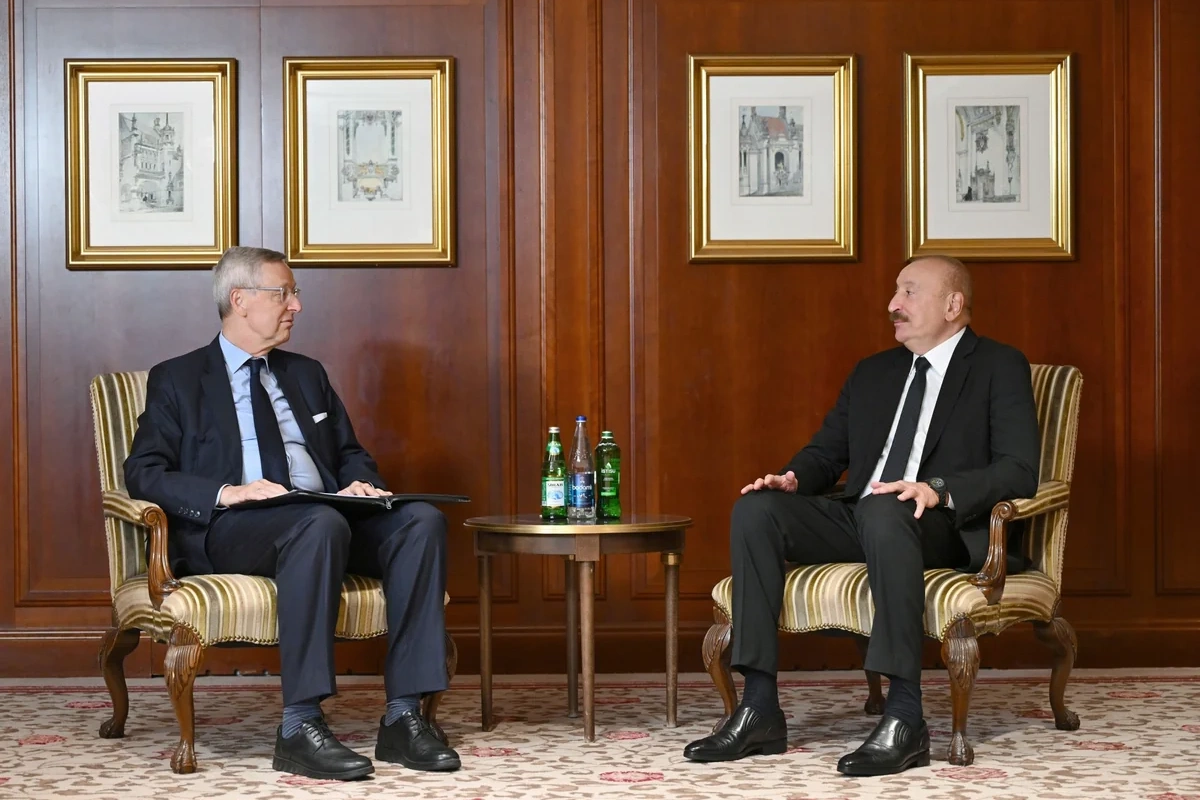 İlham Əliyev Almaniya İqtisadiyyatının Şərq Komitəsinin sədri Mixael Harms ilə görüşüb