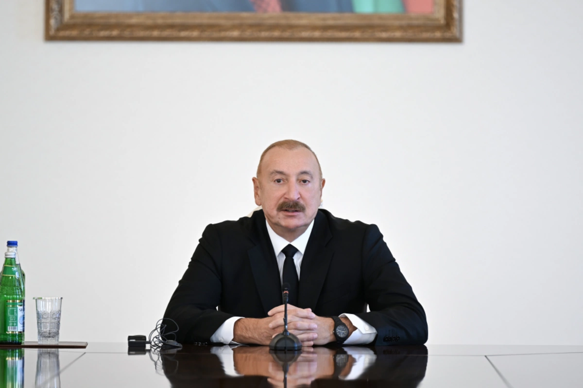 İlham Əliyev: Avropa Parlamenti rüşvətxorlar yuvasıdır İlham Əliyev: Avropa Parlamenti rüşvətxorlar yuvasıdır