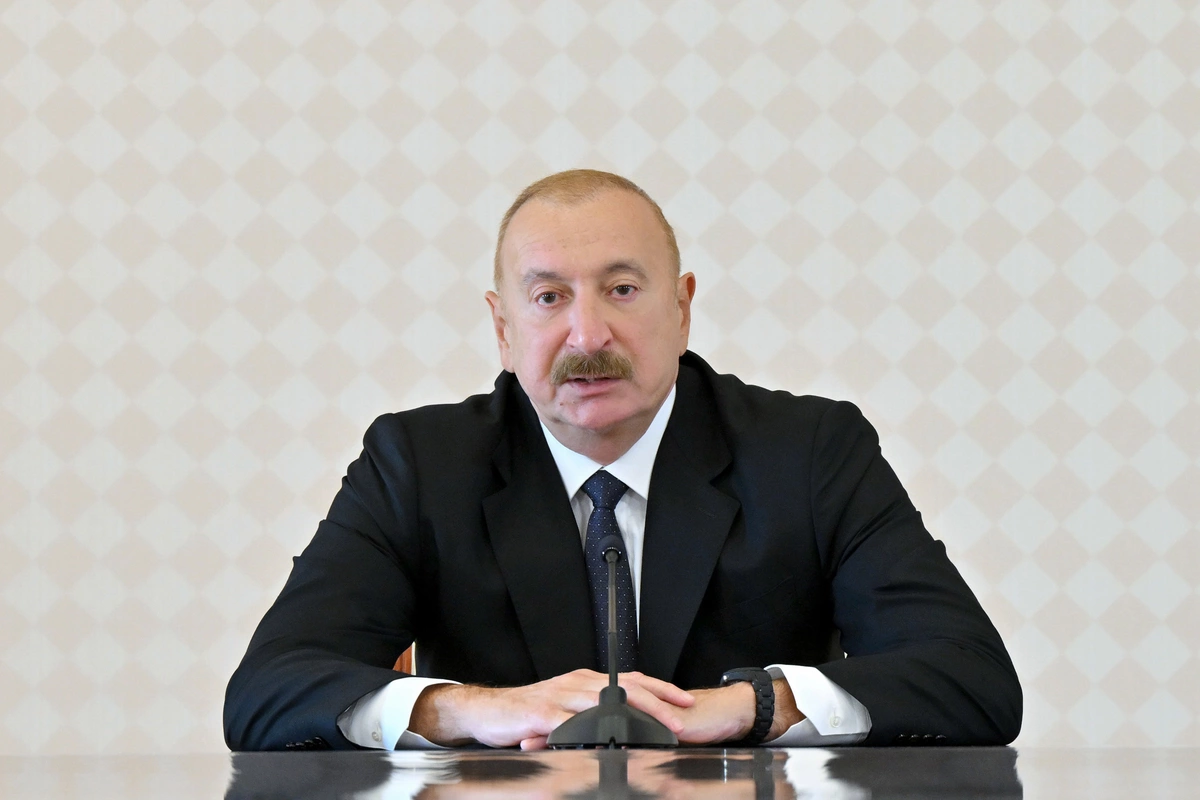 İlham Əliyev İrakli Kobaxidzeyə zəng edib İlham Əliyev İrakli Kobaxidzeyə zəng edib