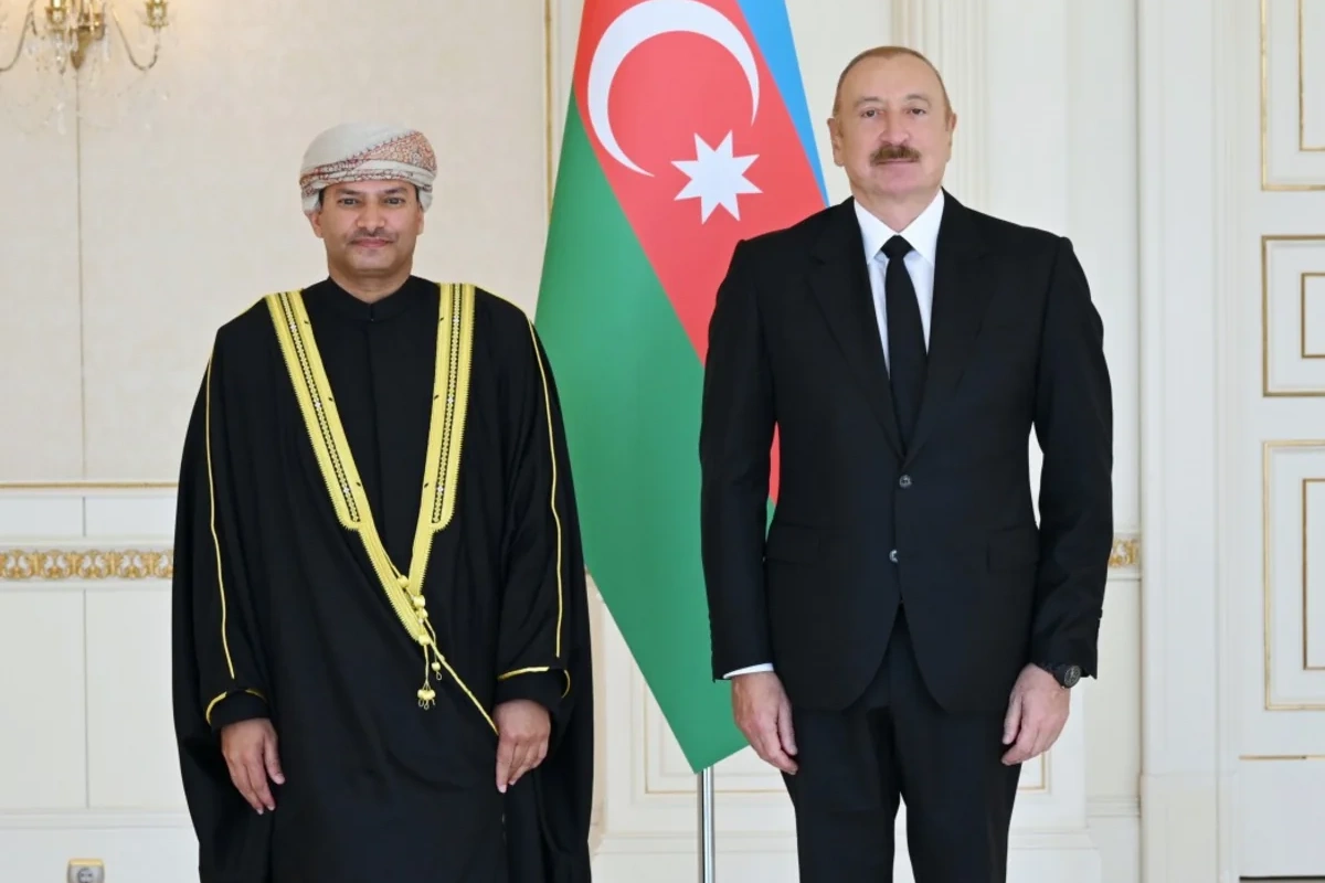 İlham Əliyev Omanın Azərbaycanda yeni təyin olunmuş səfirinin etimadnaməsini qəbul edib