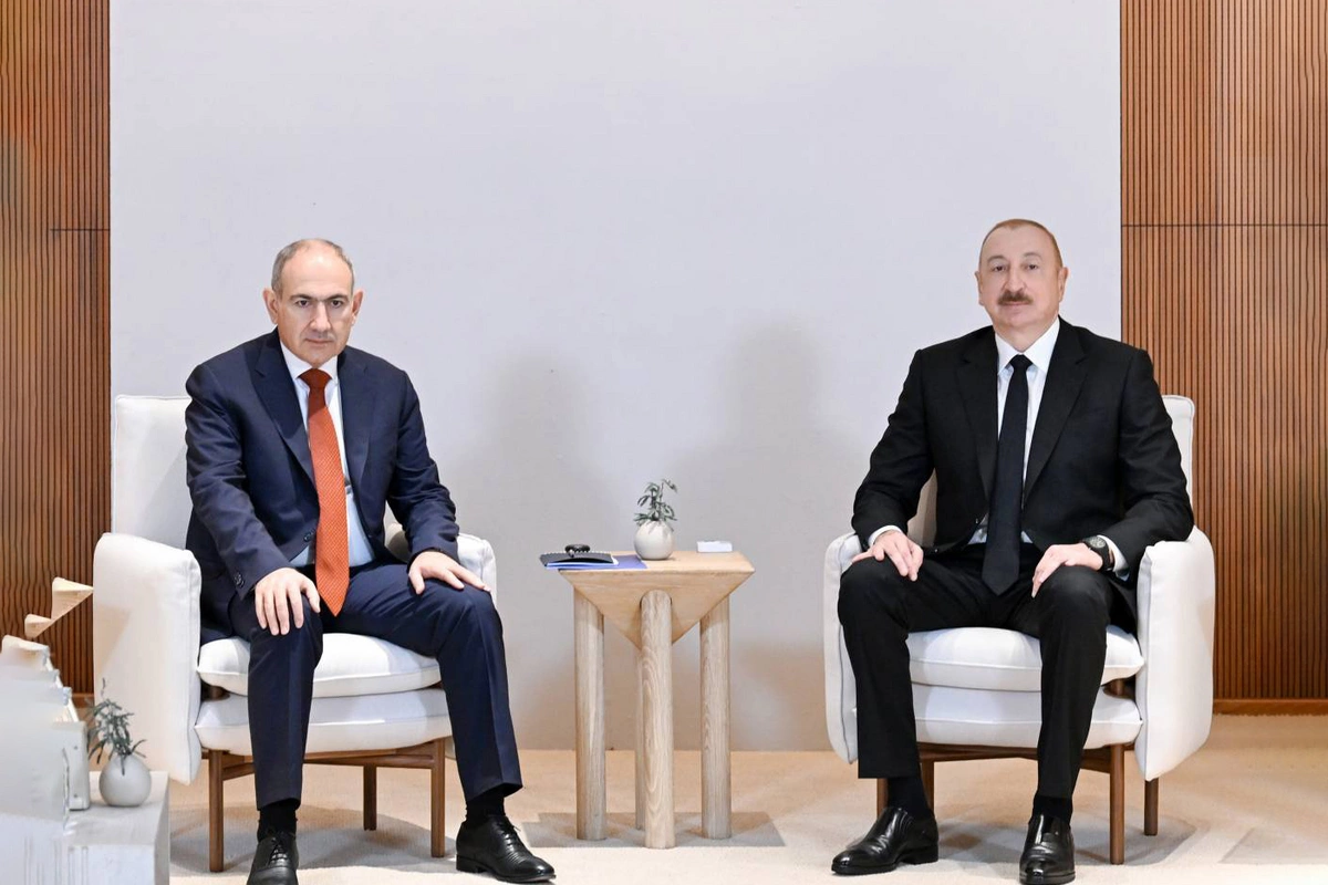 İlham Əliyevlə Nikol Paşinyan sabitliyin möhkəmləndirilməsi üçün hazır olduqlarını təsdiqləyiblər İlham Əliyevlə Nikol Paşinyan sabitliyin möhkəmləndirilməsi üçün hazır olduqlarını təsdiqləyiblər