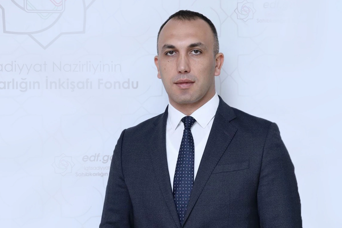 İpoteka və Kredit Zəmanət Fondunun sədri dəyişib - SƏRƏNCAM İpoteka və Kredit Zəmanət Fondunun sədri dəyişib - SƏRƏNCAM