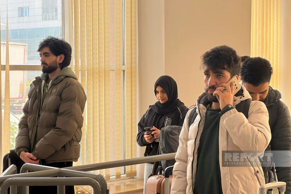 İrandan daha 38 nəfər Azərbaycana təxliyə edilib İrandan daha 38 nəfər Azərbaycana təxliyə edilib