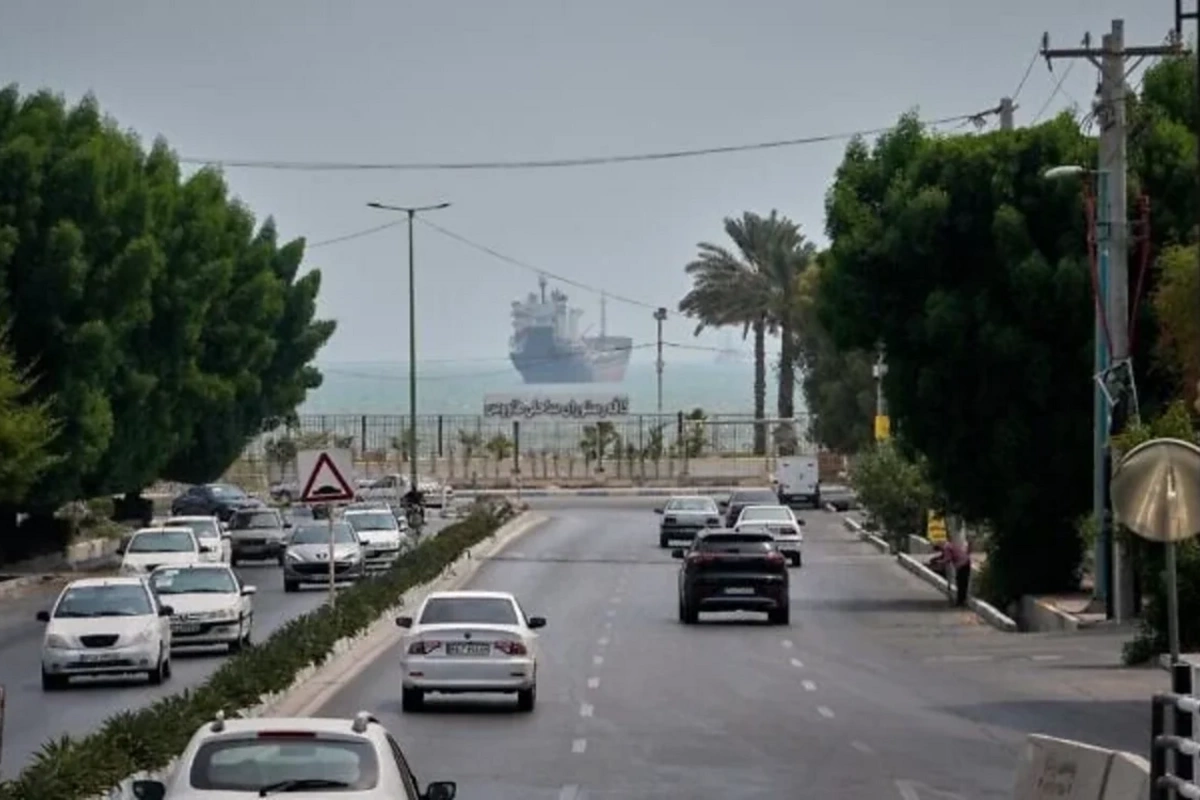 İranın Qeşm adası sahillərində partlayış səsləri eşidilib