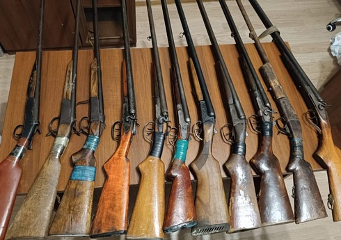 Şirvanda vətəndaşlar qanunsuz saxladıqları ov tüfənglərini polisə təhvil veriblər Şirvanda vətəndaşlar qanunsuz saxladıqları ov tüfənglərini polisə təhvil veriblər