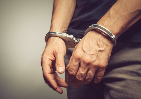 Şirvanda vətəndaşlardan hədə-qorxu ilə pul tələb etməkdə şübhəli bilinən şəxs saxlanılıb Şirvanda vətəndaşlardan hədə-qorxu ilə pul tələb etməkdə şübhəli bilinən şəxs saxlanılıb