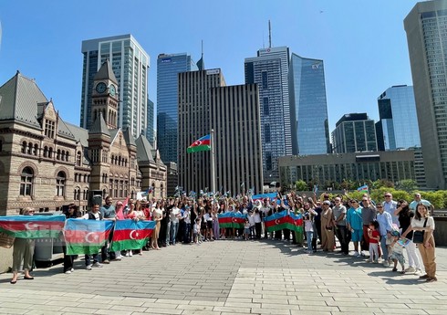 Kanadanın Toronto şəhərində Azərbaycan bayrağı ucaldılıb Kanadanın Toronto şəhərində Azərbaycan bayrağı ucaldılıb