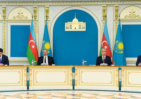 Kasım-Jomart Tokayev: Kasım-Jomart Tokayev: