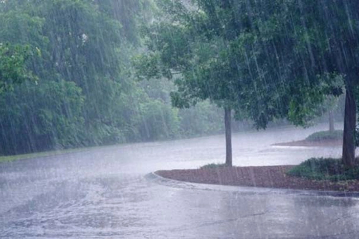 Kəskin hava şəraiti davam edir, Qudyalçaydan sel keçir - FAKTİKİ HAVA Kəskin hava şəraiti davam edir, Qudyalçaydan sel keçir - FAKTİKİ HAVA