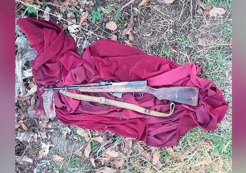 Şəkidə məhkumun vaxtilə basdırdığı silah aşakarlanıb Şəkidə məhkumun vaxtilə basdırdığı silah aşakarlanıb