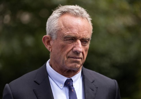Kiçik Robert Kennedi Trampın xeyrinə namizədliyini geri götürə bilər Kiçik Robert Kennedi Trampın xeyrinə namizədliyini geri götürə bilər