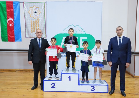 Kikboksçular arasında muxtar respublika birinciliyinin qalibləri bəlli olub