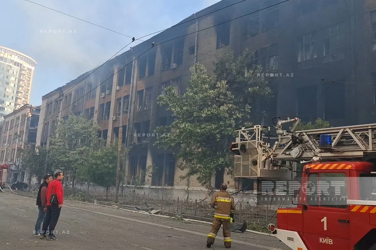 Kiyevə raket hücumu zamanı Azərbaycanın Ukraynadakı səfirliyinə ziyan dəyib
