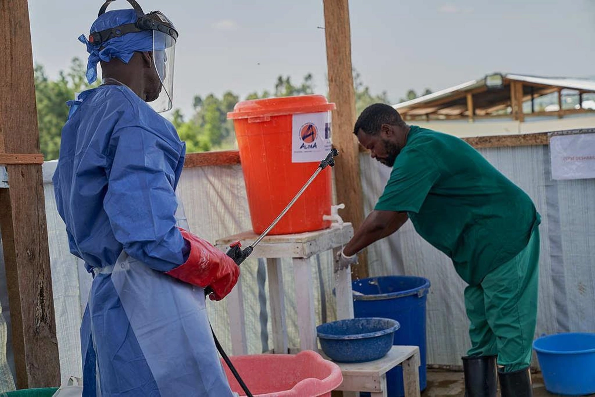 Konqoda Ebola epidemiyası: Yoluxanların sayı 7 mini keçdi Konqoda Ebola epidemiyası: Yoluxanların sayı 7 mini keçdi