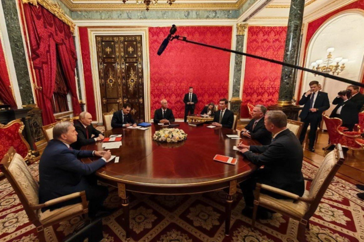 Kreml açıqladı: Putin Trampın elçiləri ilə 3 saatdan çox nə danışıb? Kreml açıqladı: Putin Trampın elçiləri ilə 3 saatdan çox nə danışıb?