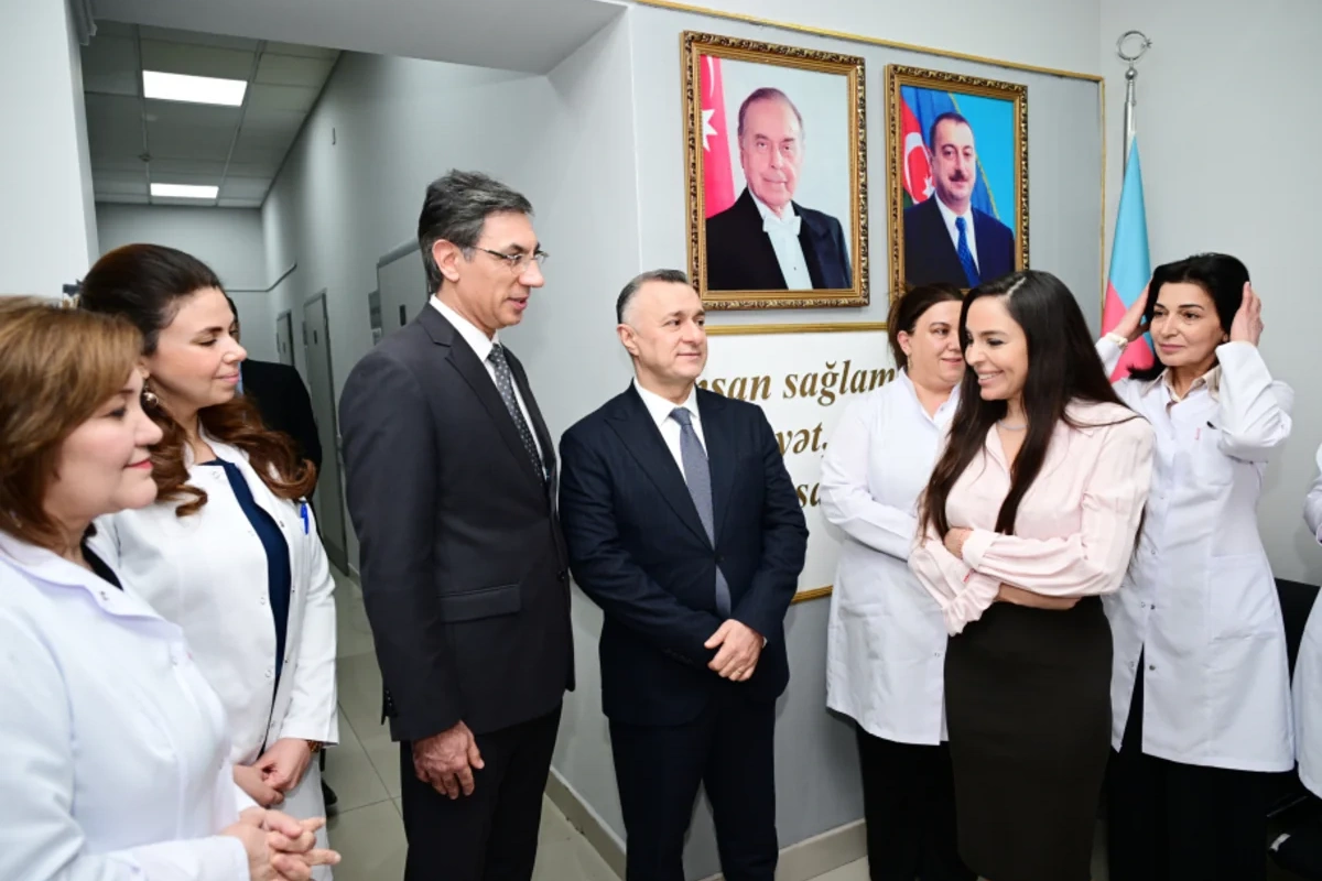 Leyla Əliyeva Bakı Şəhər Narkoloji Mərkəzini ziyarət edib