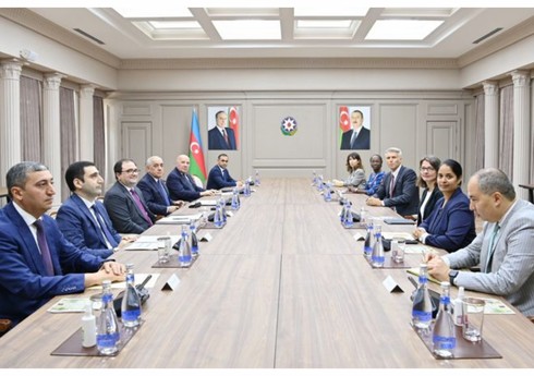 Əli Əsədov Dünya Bankının nümayəndə heyəti ilə görüşüb