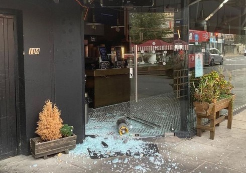 Londonda yəhudi restoranına hücum edilib Londonda yəhudi restoranına hücum edilib