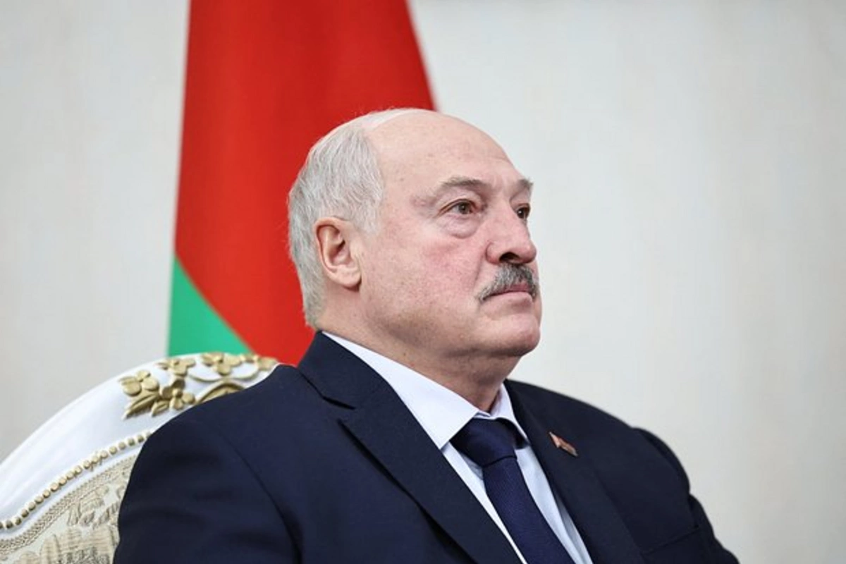 Lukaşenko bu ölkə ilə münasibətləri bərpa etmək istəyir Lukaşenko bu ölkə ilə münasibətləri bərpa etmək istəyir