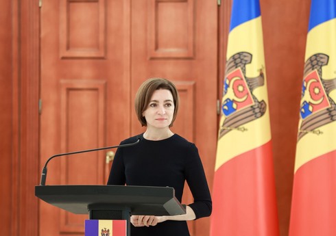 Maya Sandu: Maya Sandu: