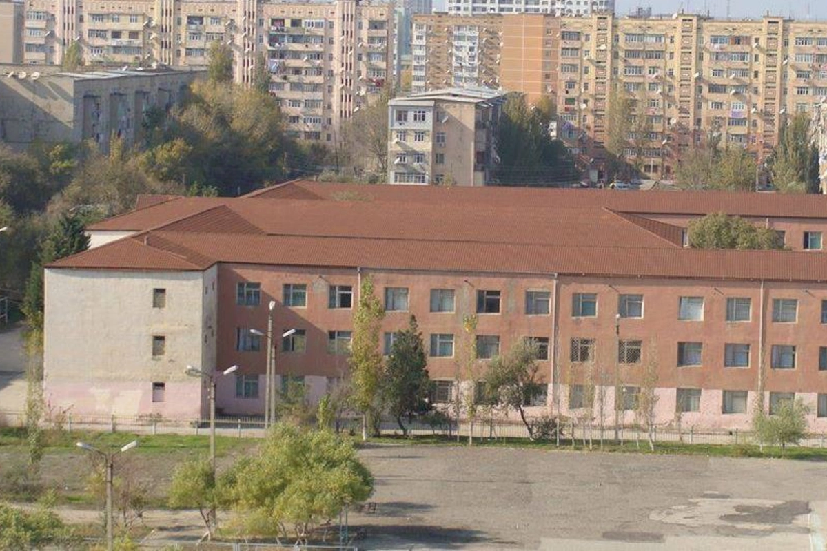 Məktəbdə döyüldüyü iddia edilən şagirdlə bağlı ekspertiza təyin edilib, araşdırma aparılır Məktəbdə döyüldüyü iddia edilən şagirdlə bağlı ekspertiza təyin edilib, araşdırma aparılır