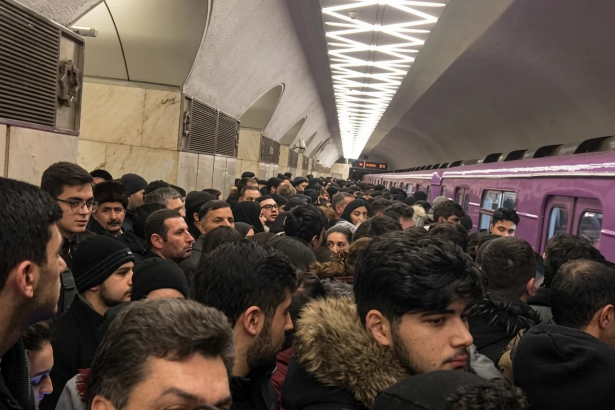 Metroda qatarların gecikmə problemi necə həll olunacaq? - AÇIQLAMA