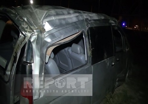 Mingəçevirdə mikroavtobus aşıb, ölən və xəsarət alanlar var