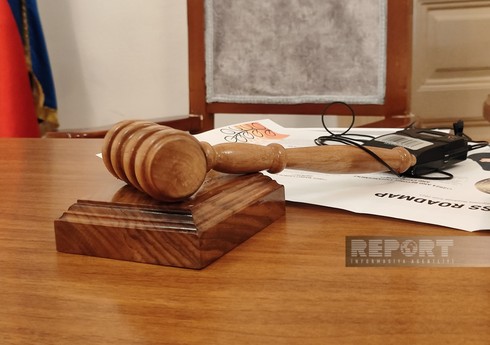 MN-in külli miqdarda vəsaiti mənimsəmədə təqsirləndirilən xidmət rəisi ilə bağlı işin yenidən araşdırılması istənilib
