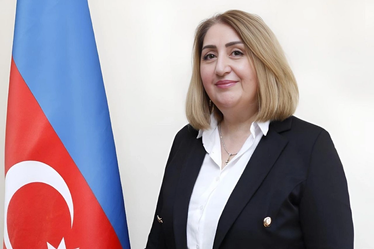Müəllimləri təhqir edən məktəb direktoru işdən çıxarıldı Müəllimləri təhqir edən məktəb direktoru işdən çıxarıldı