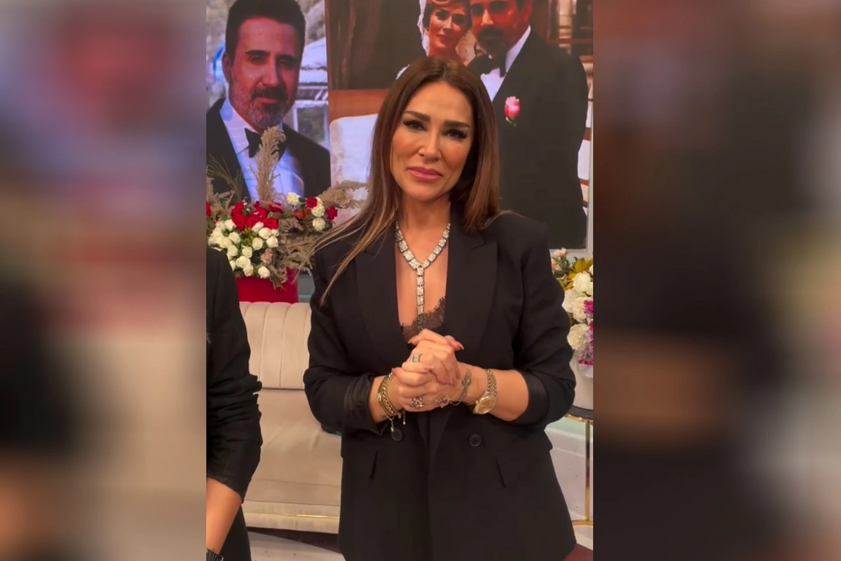 Müğənni Emrahın keçmiş həyat yoldaşı Müğənni Emrahın keçmiş həyat yoldaşı