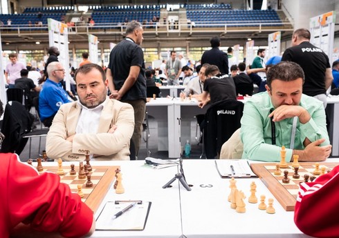 Ümumdünya Şahmat Olimpiadası: Azərbaycanın kişilərdən ibarət yığması növbəti qələbəsini qazanıb Ümumdünya Şahmat Olimpiadası: Azərbaycanın kişilərdən ibarət yığması növbəti qələbəsini qazanıb