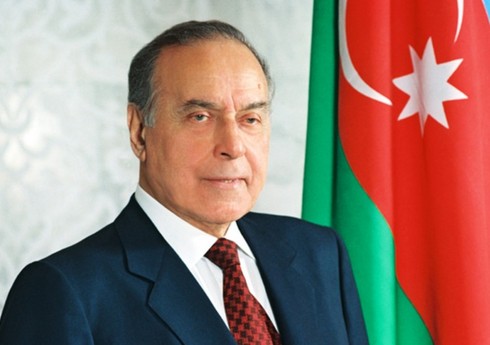 Ümummilli Lider Heydər Əliyevin hakimiyyətə gəlməsinin 54-cü ildönümüdür Ümummilli Lider Heydər Əliyevin hakimiyyətə gəlməsinin 54-cü ildönümüdür