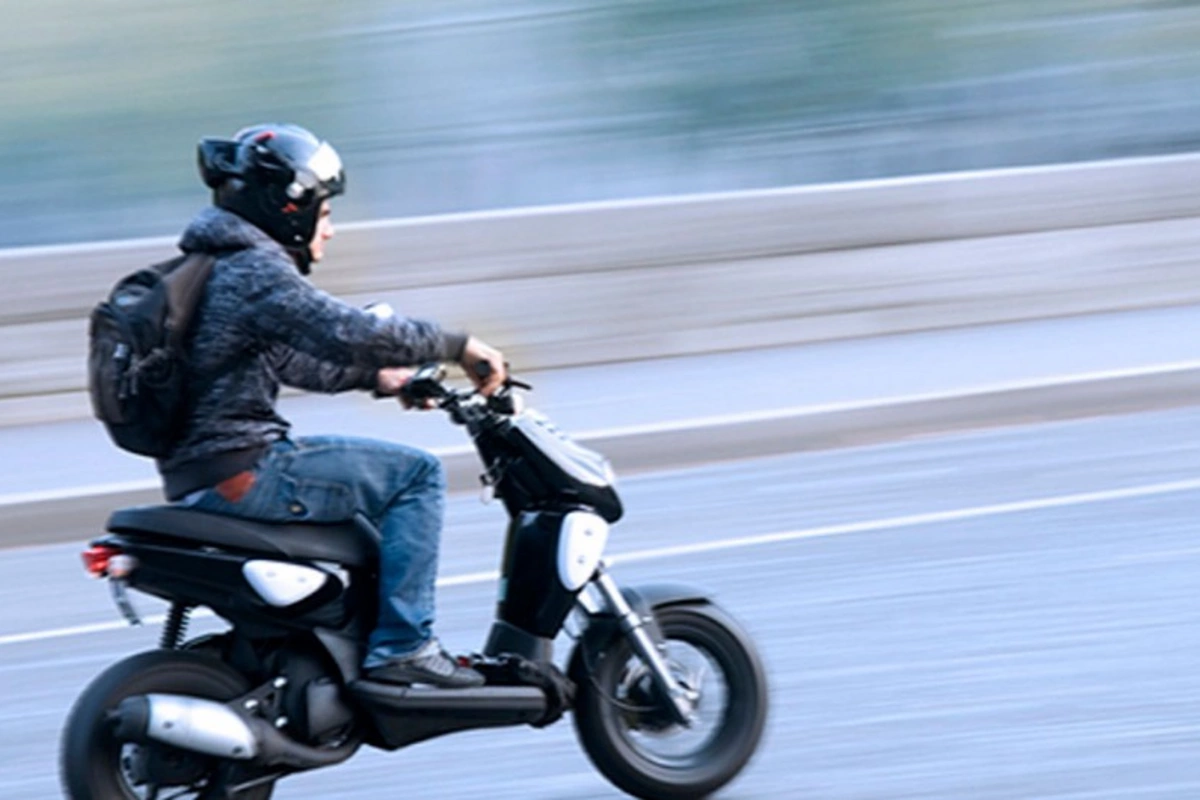 Narkotik vasitənin təsiri altında motosiklet idarə edən daha bir sürücü həbs edilib Narkotik vasitənin təsiri altında motosiklet idarə edən daha bir sürücü həbs edilib