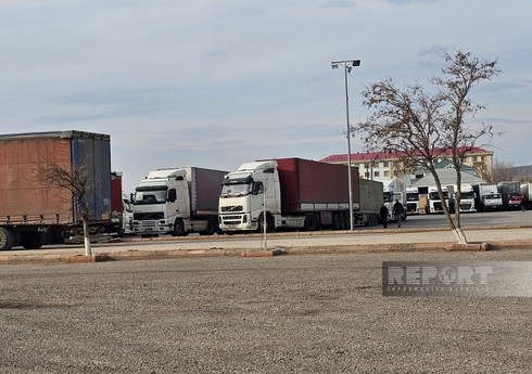 Naxçıvan Baş Gömrük İdarəsi postlarda yaranan sıxlığa aydınlıq gətirib