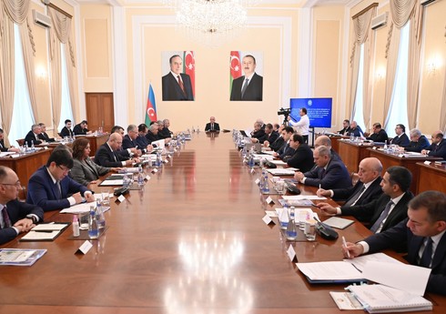 Nazirlər Kabinetinin geniş iclasında gələn ilin dövlət büdcəsi layihəsi müzakirə olunub