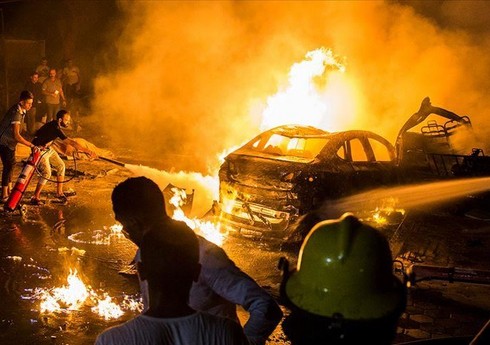 İndoneziyada terror aktı törədilib, yaralananlar var İndoneziyada terror aktı törədilib, yaralananlar var