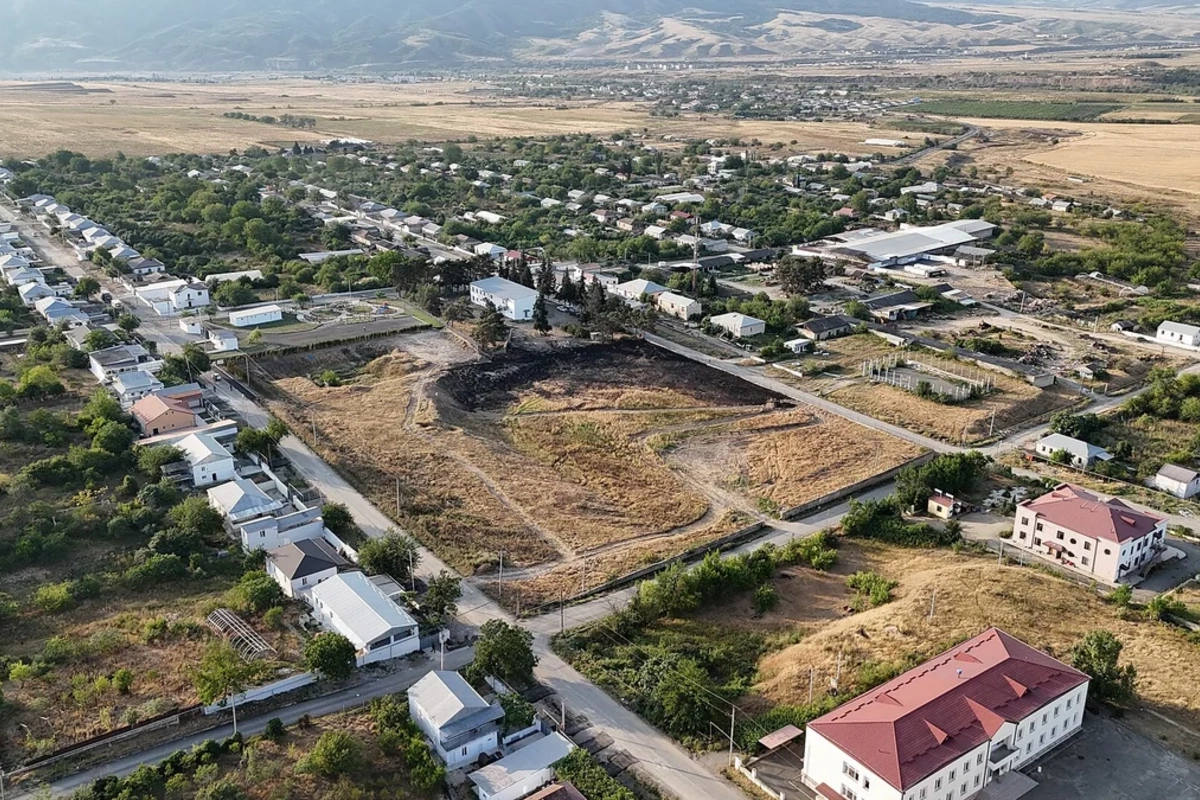 Növbəti köç karvanları Xocalı şəhərinə çatıb, açarlar təqdim edilib