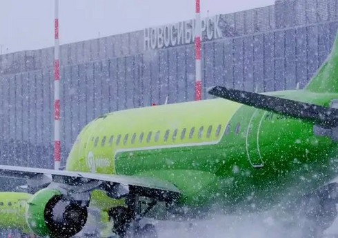Novosibirsk aeroportunda 20-dən çox reys gecikir