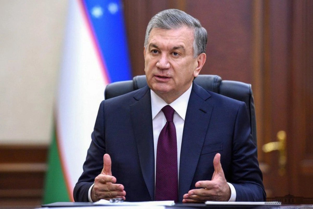 Özbəkistan Prezidenti Fəxri xiyabanda Ulu Öndər Heydər Əliyevin xatirəsini anıb