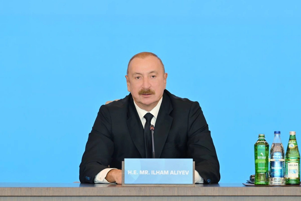 Prezident: Azərbaycanın sabit inkişafının əsas səbəblərindən biri cəmiyyətimizdə olan ahəngdarlıqdır Prezident: Azərbaycanın sabit inkişafının əsas səbəblərindən biri cəmiyyətimizdə olan ahəngdarlıqdır