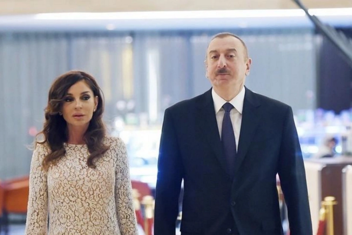 Prezident İlham Əliyev və birinci xanım Mehriban Əliyeva Gəncədə III MDB Oyunlarının açılış mərasimini izləyirlər