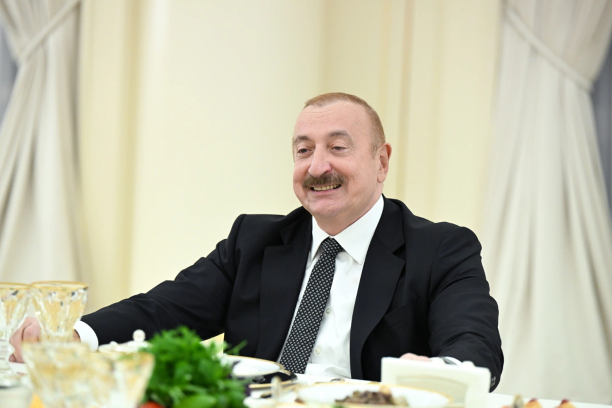 Prezident İlham Əliyev və Pakistanın baş naziri birgə nahar ediblər
