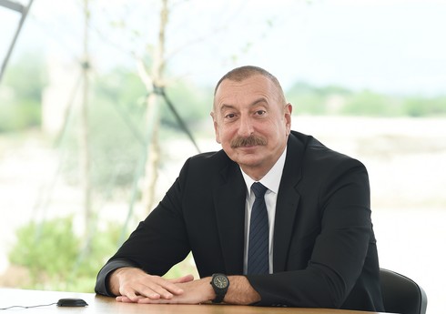 Prezident İlham Əliyev Azərbaycan veteranlarını təbrik edib Prezident İlham Əliyev Azərbaycan veteranlarını təbrik edib
