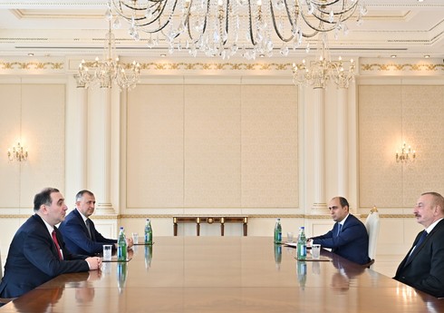 Prezident İlham Əliyev Gürcüstanın təhsil və elm nazirini qəbul edib Prezident İlham Əliyev Gürcüstanın təhsil və elm nazirini qəbul edib