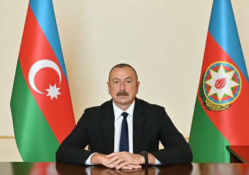 Prezident İlham Əliyev Əlcəzairdə Şəhidlər abidəsini və Milli Mücahidlər Muzeyini ziyarət edib - YENİLƏNİB-2 Prezident İlham Əliyev Əlcəzairdə Şəhidlər abidəsini və Milli Mücahidlər Muzeyini ziyarət edib - YENİLƏNİB-2