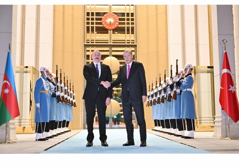 Prezident İlham Əliyev Rəcəb Tayyib Ərdoğanla görüşüb - YENİLƏNİB-2 Prezident İlham Əliyev Rəcəb Tayyib Ərdoğanla görüşüb - YENİLƏNİB-2