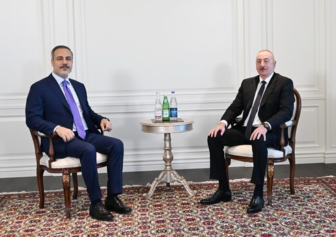 Prezident İlham Əliyev Türkiyənin xarici işlər naziri Hakan Fidanı qəbul edib