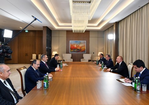 Prezident İlham Əliyev Türkiyənin xarici işlər nazirini qəbul edib - YENİLƏNİB