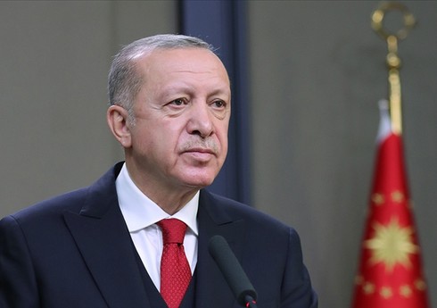 Prezident Rəcəb Tayyib Ərdoğan şəhidlərin xatirəsini ehtiramla yad edib Prezident Rəcəb Tayyib Ərdoğan şəhidlərin xatirəsini ehtiramla yad edib